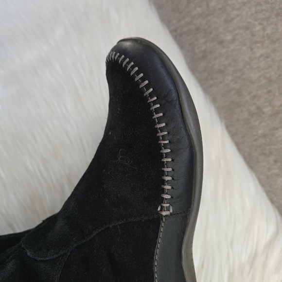 The North Face Women's Winter Boots - Picture 8 of 13